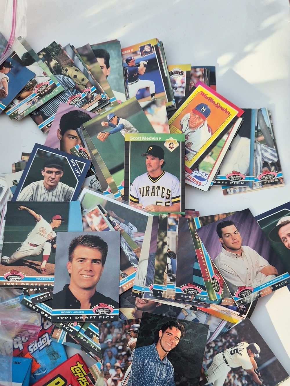 VARIETY BASEBALL CARDS